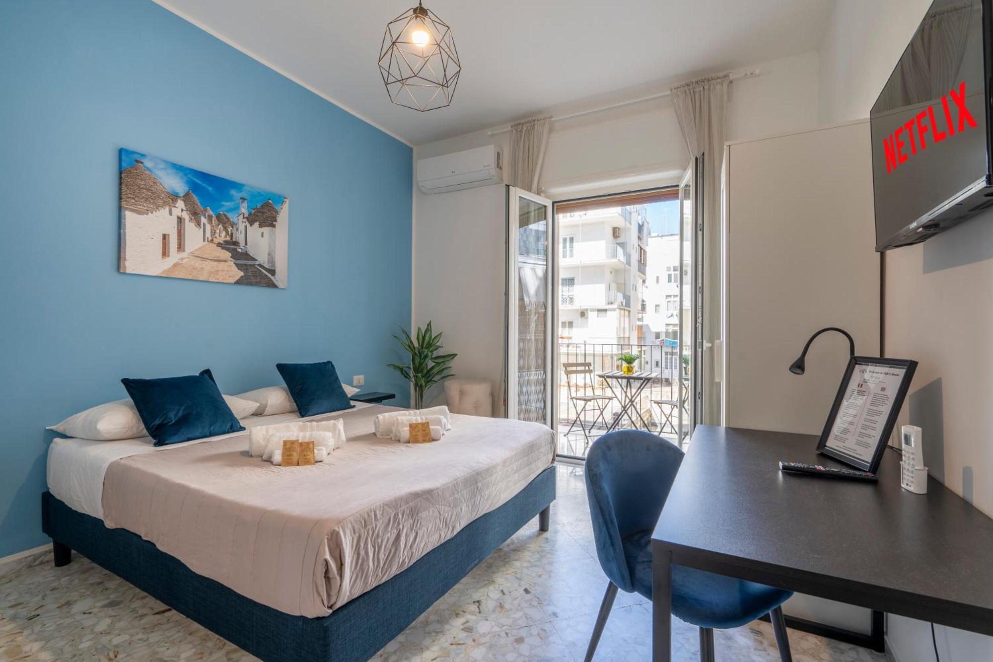 Miki'S Home - Central Rooms Бари Экстерьер фото